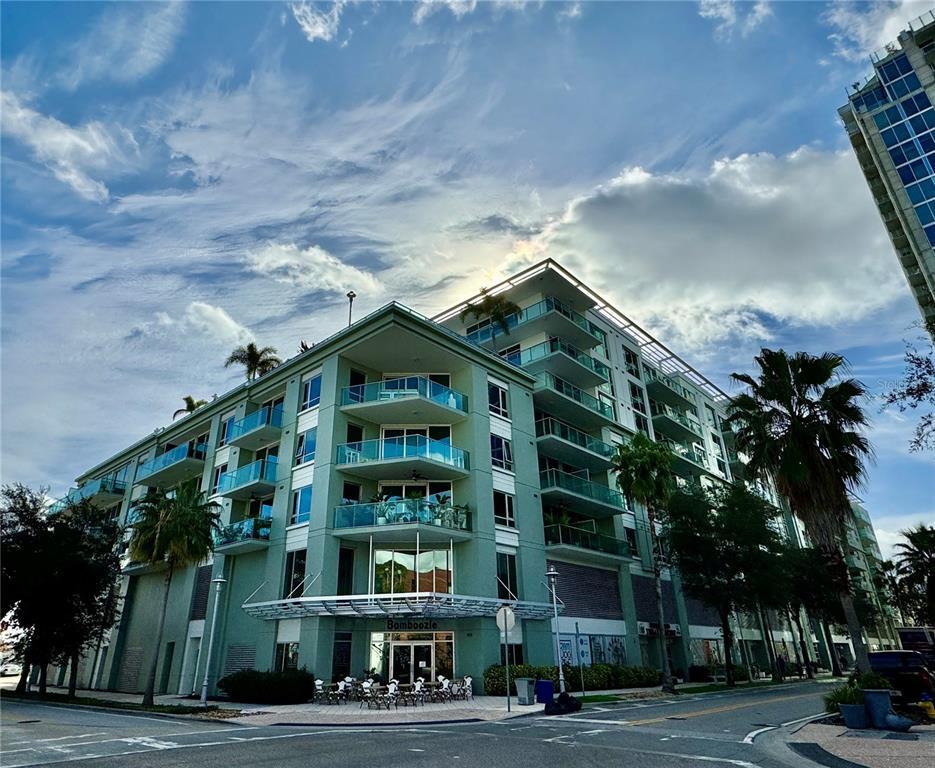 Foto principal - 111 N 12th St