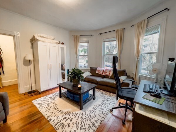 Foto del edificio - 287 Chestnut Ave