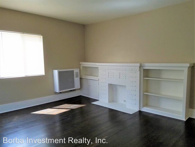 Foto del edificio - 1 br, 1 bath Apartment - 539 E Dayman Street