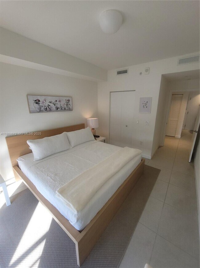 Foto del edificio - 5350 NW 84th Ave