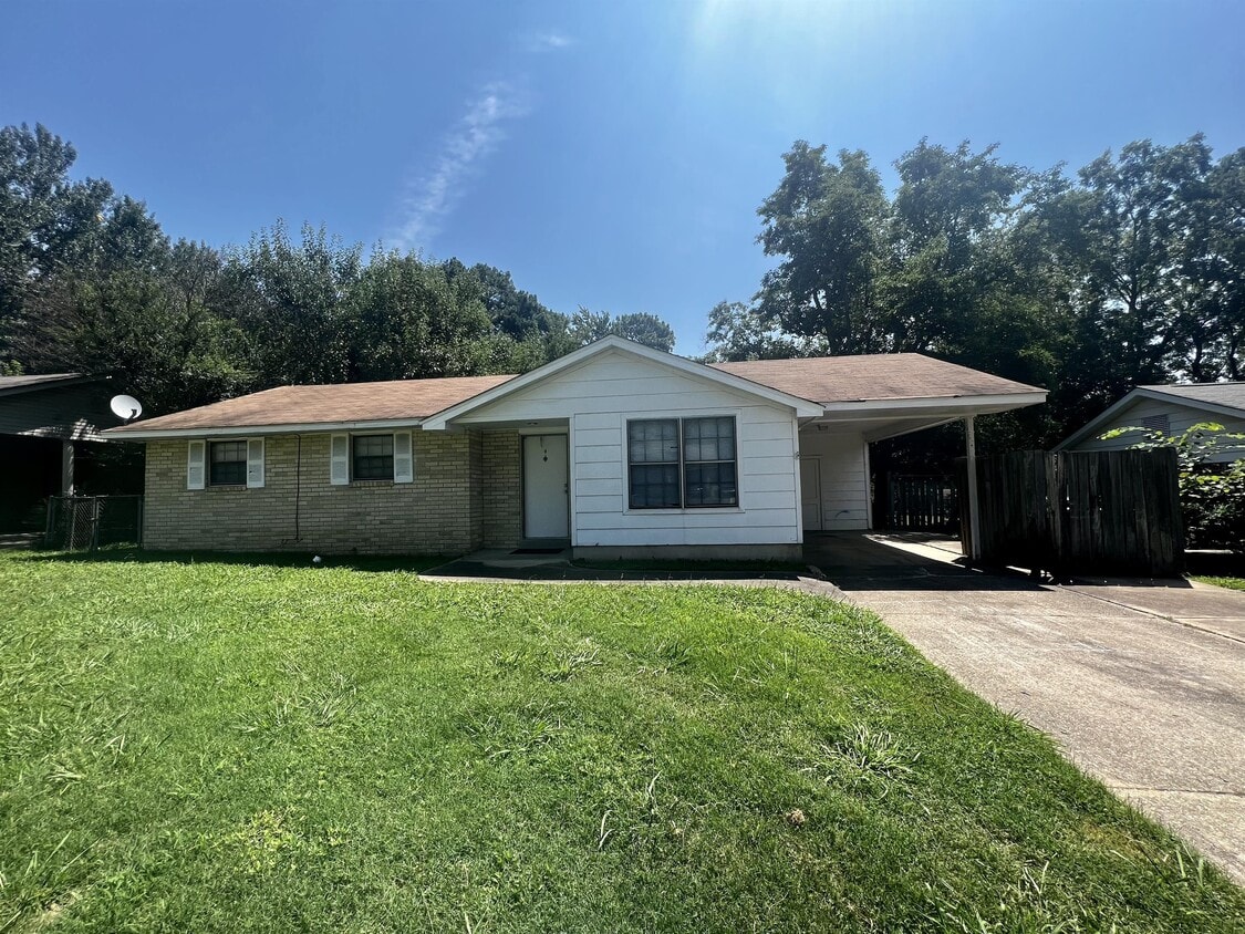 1512 Overhill Rd, Jonesboro, AR 72401 House for Rent in Jonesboro, AR