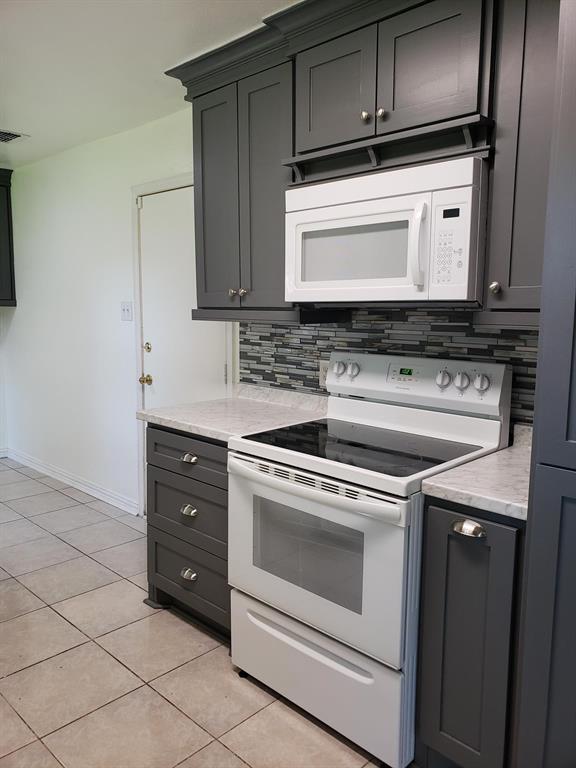 Foto del edificio - 1129 E Rutgers Ln
