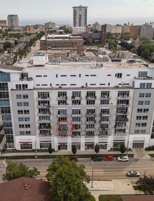 Primary Photo - 601 E Ogden Ave