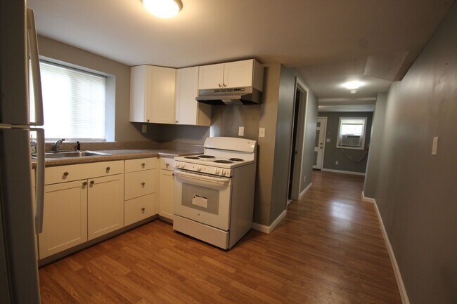 Foto del edificio - 1 Bedroom 1 Bathroom in St. Elmo! Laundry ...