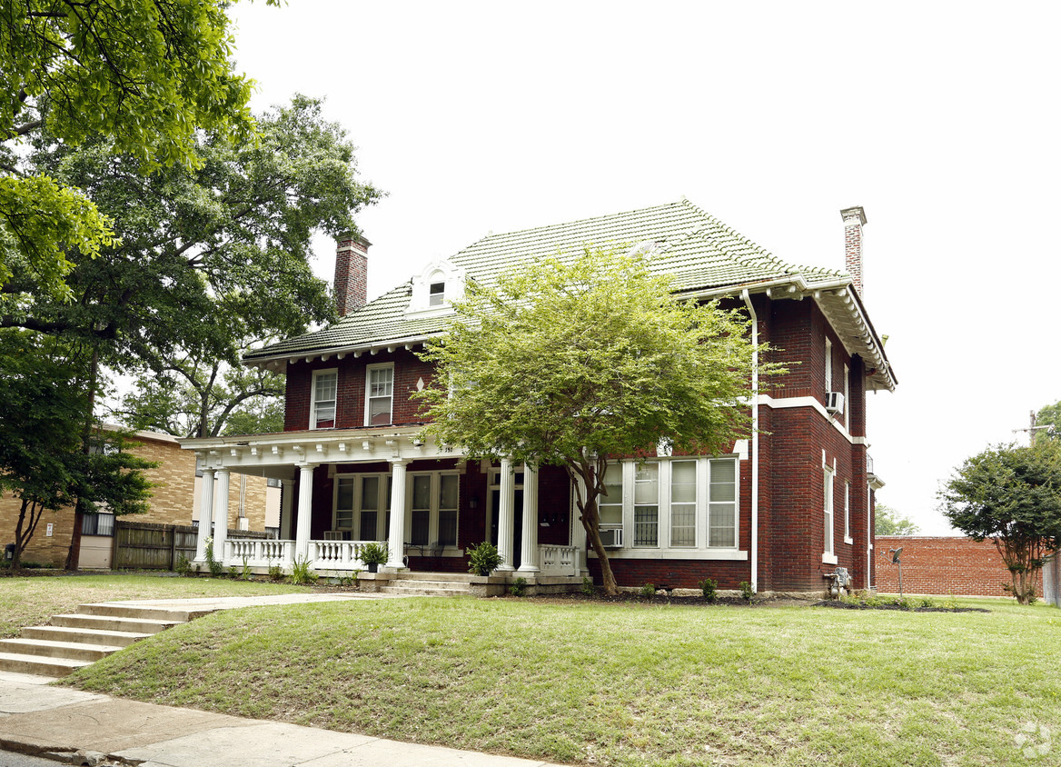 Building Photo - Granville Apartments