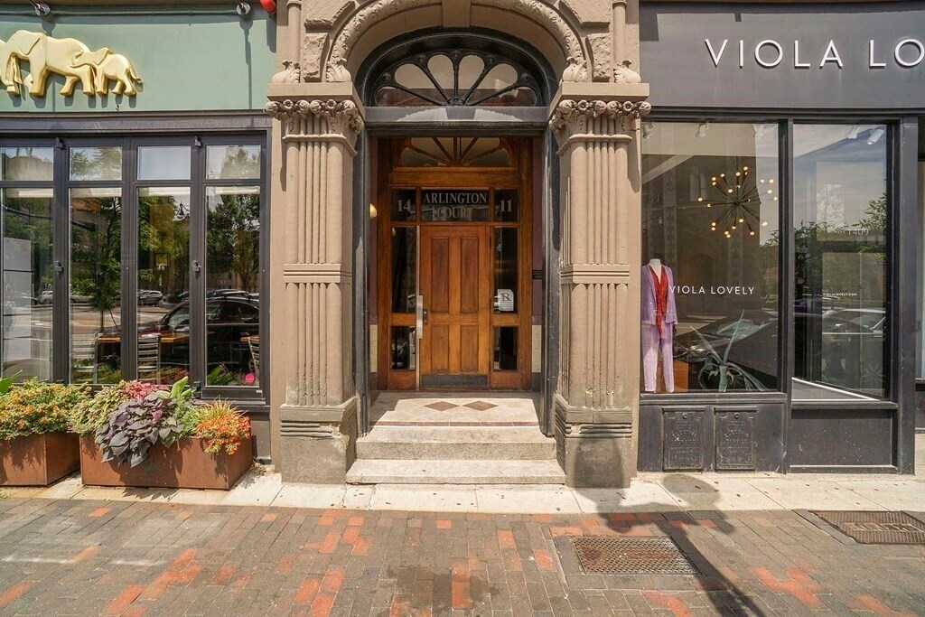 Foto principal - 1415 Washington St