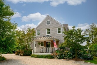 Building Photo - 28 Bridge Ave