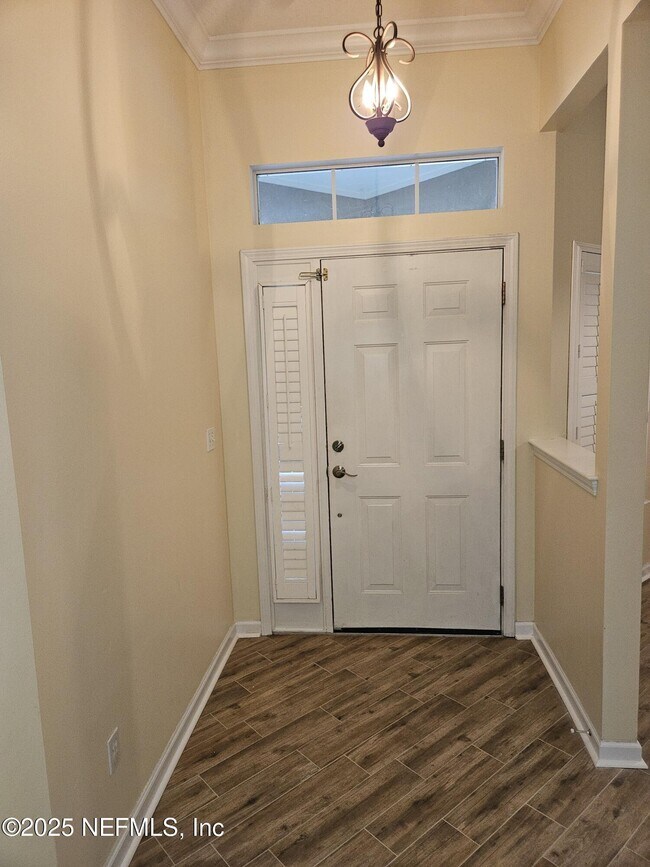 Building Photo - 2151 Stone Creek Dr