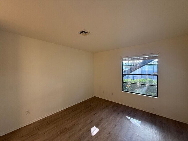 Foto del edificio - Beautiful 2B/2BA Condo in Rancho Penasquitos!