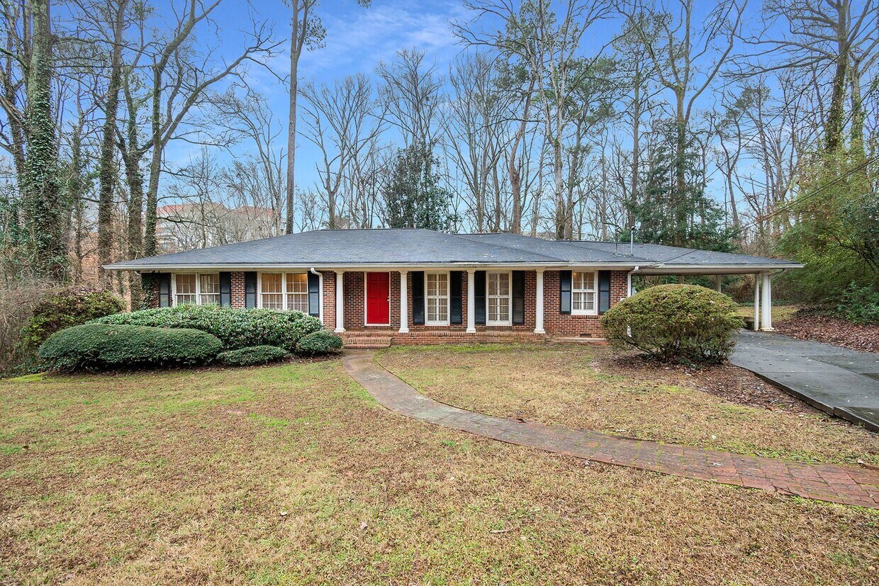 3 bdrm, 2 bath home near Emory & CDC House Rental in Atlanta, GA