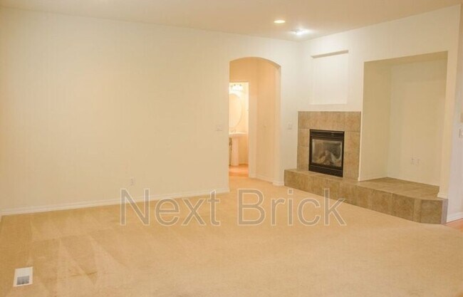 Foto del edificio - 12950 NE 204th Pl