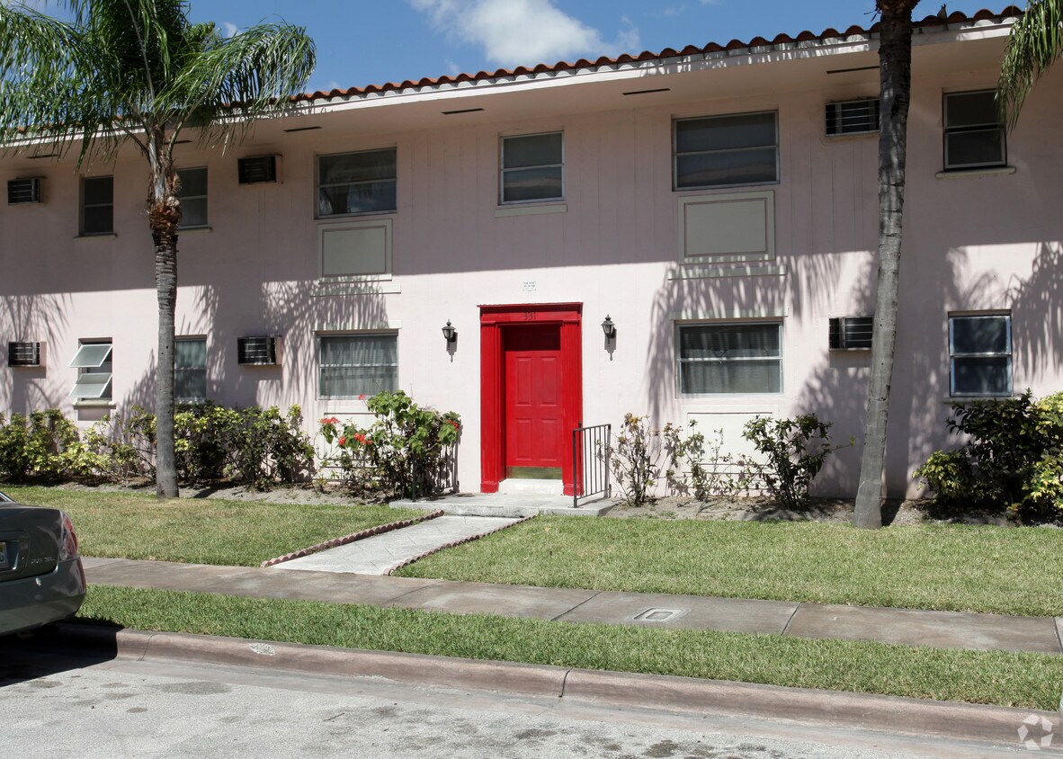 Foto principal - 331 Madeira Ave