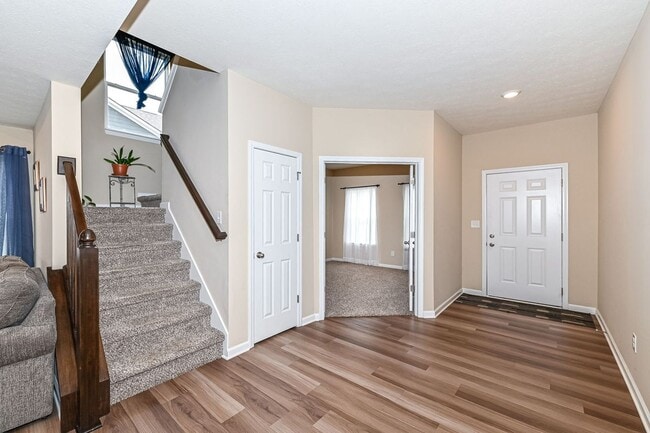 Building Photo - 16406 Taconite Dr