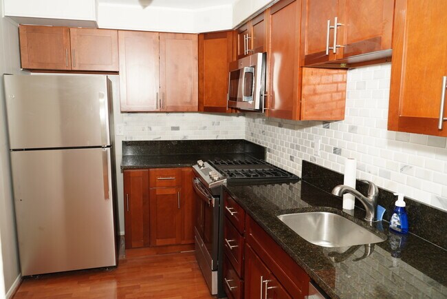 Building Photo - 5111 8th Rd S