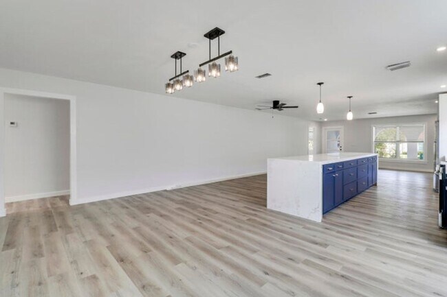 Foto del edificio - 748 Tallapoosa St