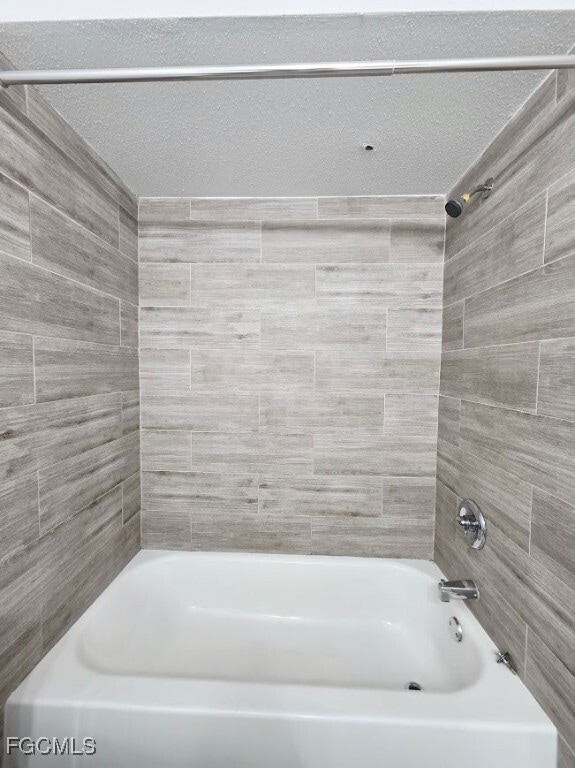 Building Photo - 2845 Winkler Ave