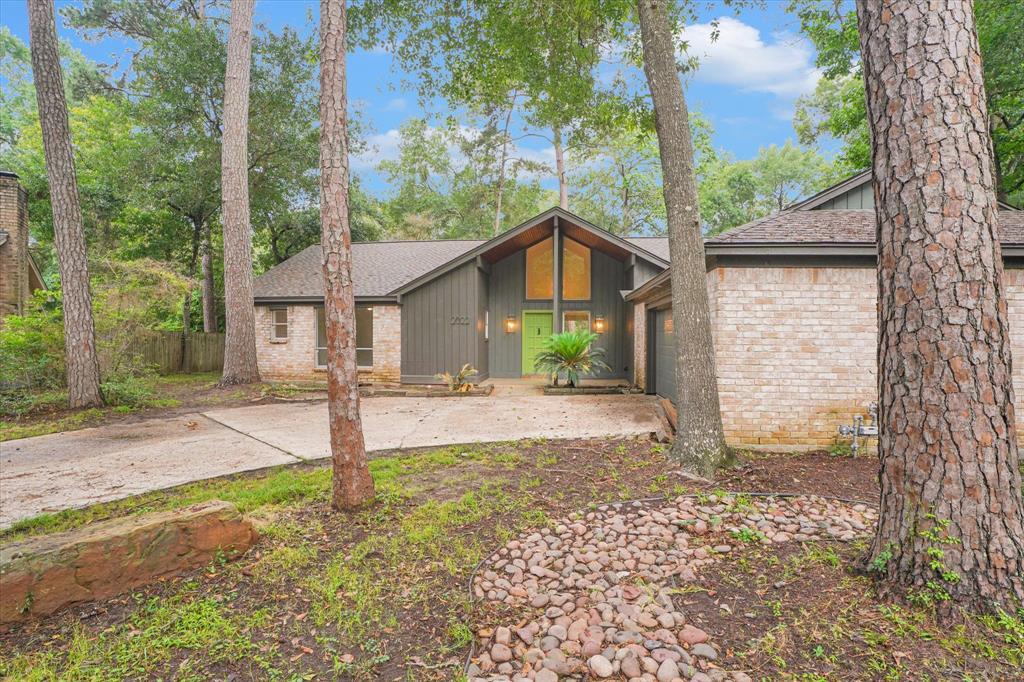 Primary Photo - 2022 Bristlecone Pl