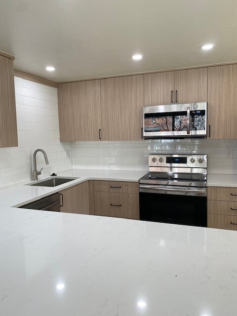 Foto del edificio - 800 Emerson