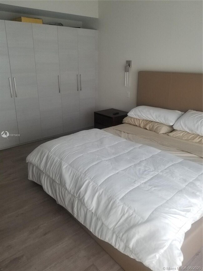 Foto del edificio - 777 N Ocean Dr