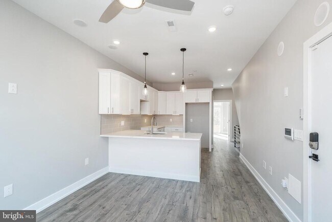 Building Photo - 2344 N 9th St
