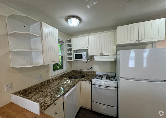 Building Photo - 10 Cheever Ct