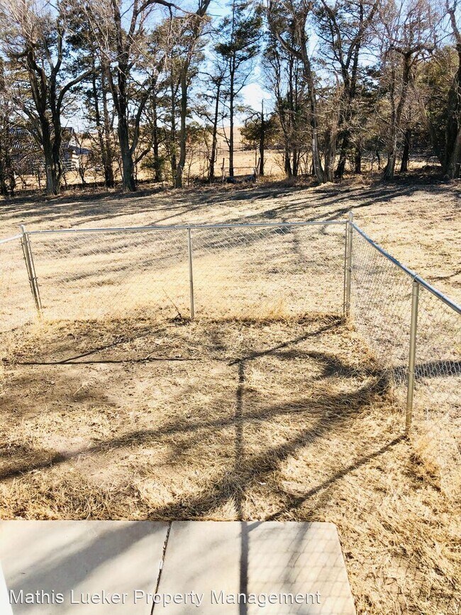 Building Photo - 3 br, 1.5 bath House - 4919 K157 Hwy