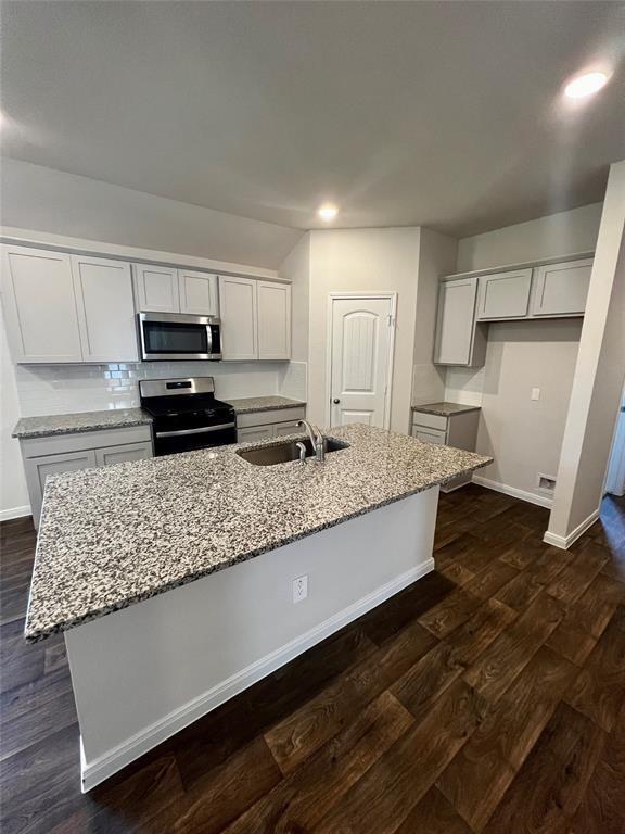 Building Photo - 1337 Camden Ln