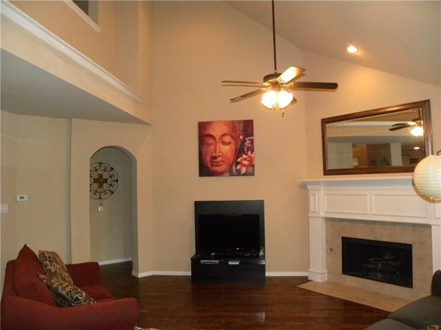 Foto del edificio - 2609 Vista Oaks Dr
