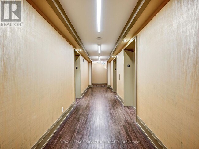 Building Photo - 17 Zorra St