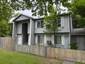 Building Photo - 457 NW 17th St