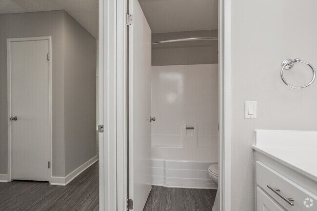 1HAB, 1BA - 725 ft² - Twelve31 Apartments