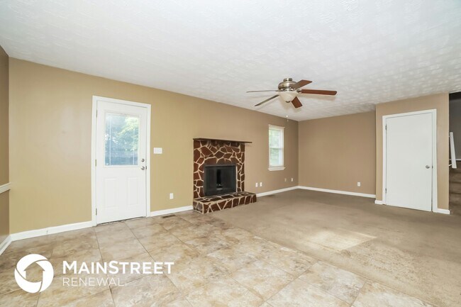Foto del edificio - 4872 Pebblebrook Dr