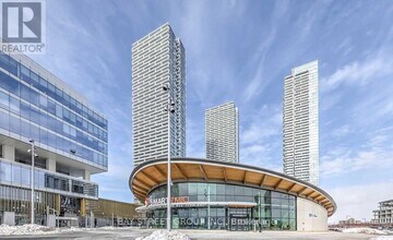 Building Photo - 5 Buttermill Ave.