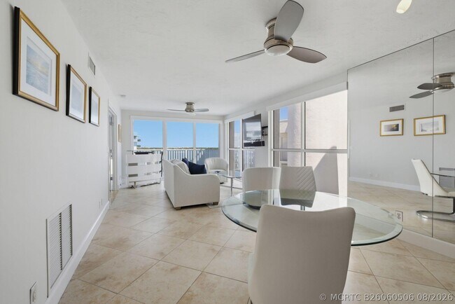 Building Photo - 3901 S Flagler Dr