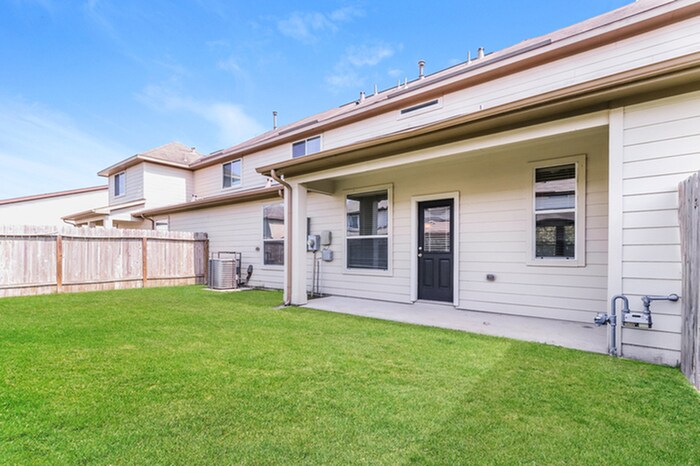 Foto del edificio - 12251 Ghita Ln