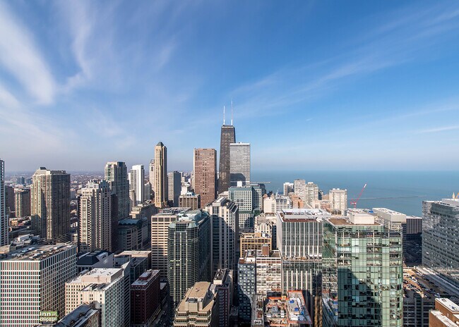 Foto del edificio - 220 E Illinois St