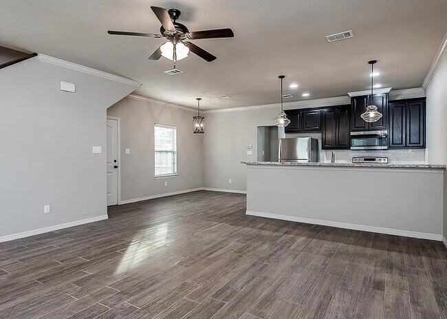 Photo - 405 Cooner St Townhome