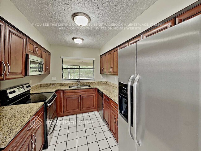 Building Photo - 630 NW 48th Ave