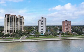 Building Photo - 4141 Bayshore Blvd