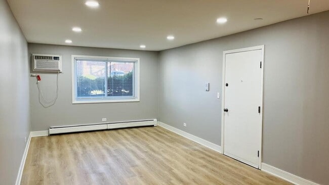 Foto del edificio - 539 Brookside Dr