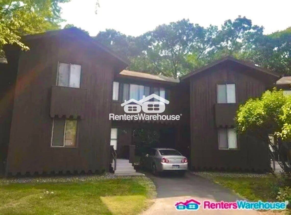 Foto principal - 1514 N Timber Rdg