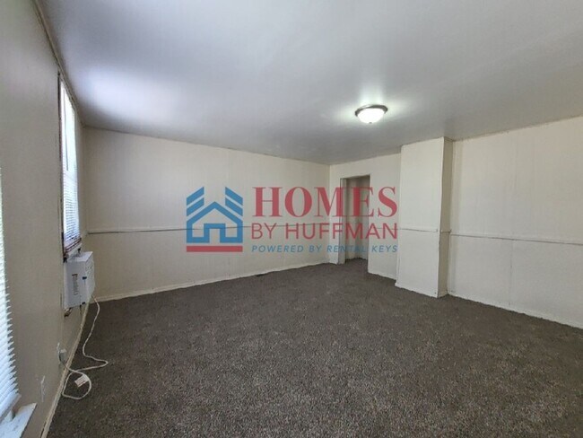 Foto del edificio - 920 W Columbia St