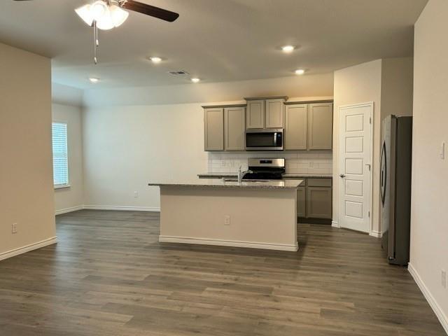 Building Photo - 1002 Cottontail Dr