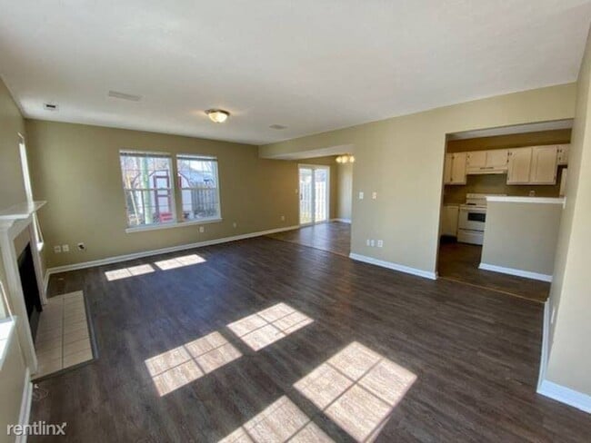 Building Photo - 3 br, 2.5 bath House - 6364 Titania Drive