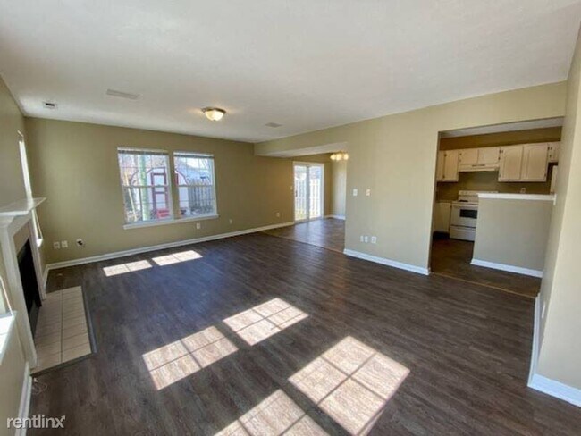 Foto del edificio - 3 br, 2.5 bath House - 6364 Titania Drive