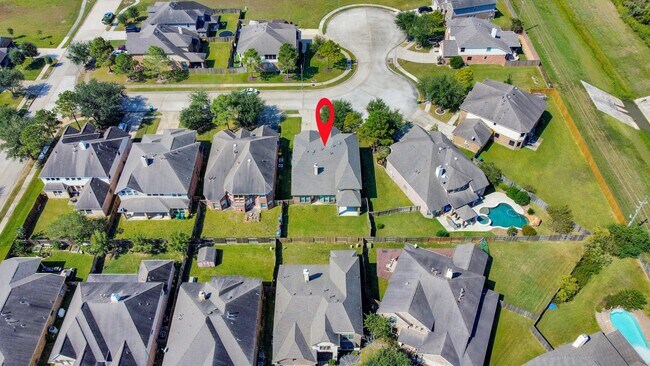 Foto del edificio - 9427 Sapphire Bay Ln