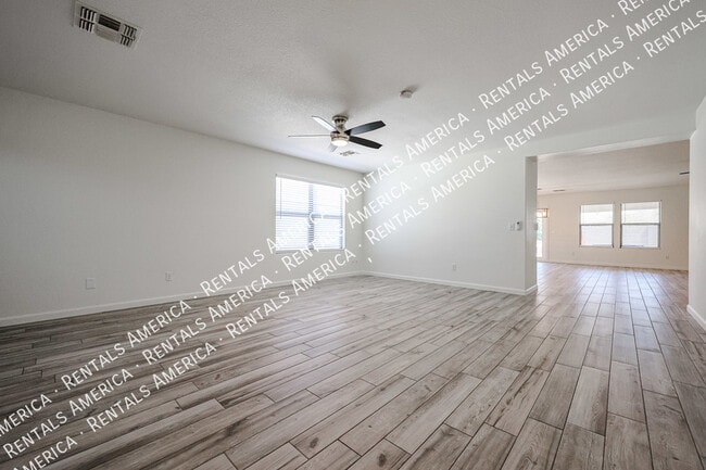 Building Photo - 6671 S Danielson Way