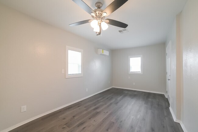 Foto del edificio - 11447 N 43Rd Dr