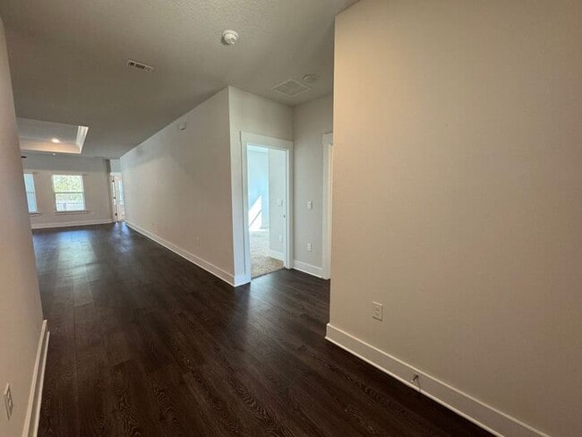 Building Photo - Gulf Breeze - Roman Oaks - 4 Bedroom, 3 Bathroom