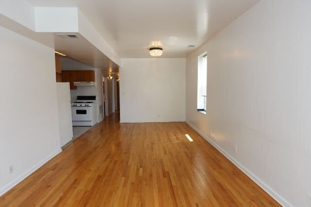 Building Photo - 1401 N Bosworth Ave